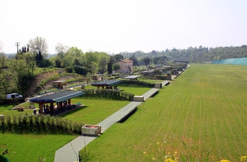 LOCATION PRES BALL TRAP YCHOUX