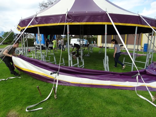 (Bilder: buebikernews)