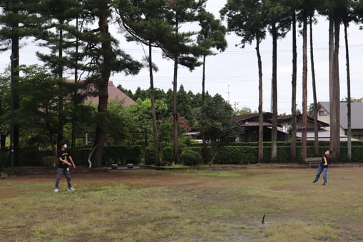 おとまりの時間2日目―公園で遊ぶ