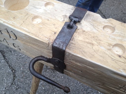 Josef Deinhammer - 2012 - Beschlagener Tram mit Zugband und Handhabe