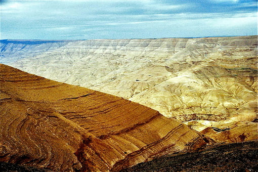 die eindrucksvollen Landschaften entlang des Kontinental-Grabens
