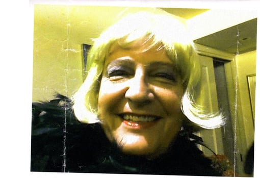 2004 La sensuale Gnocca che ha sconvolto le notti al Panta, interrogativi a Linetti, usurpazione dei festeggiamenti dedicati a chi aveva offerto la cena all'Ombretta.