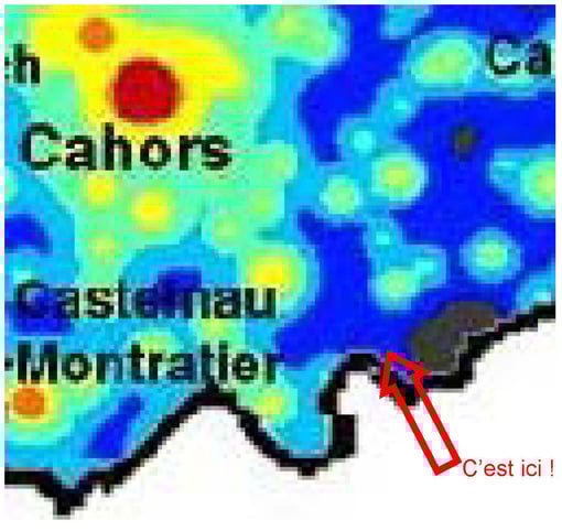 zoom sur la zone où se situe le gîte - au pied d'une zone de ciel très noir pour vos vacances