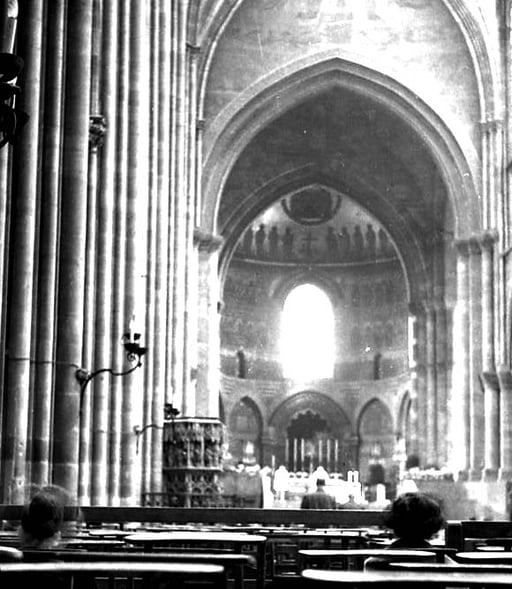 die gotische Kathedrale Notre-Dame i