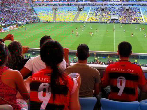 der Platz über der Mittellinie war genial für beide Spiel-Hälften