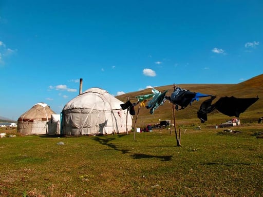 in dieser Jurte von Mirko und seiner Familie war gerade Waschtag