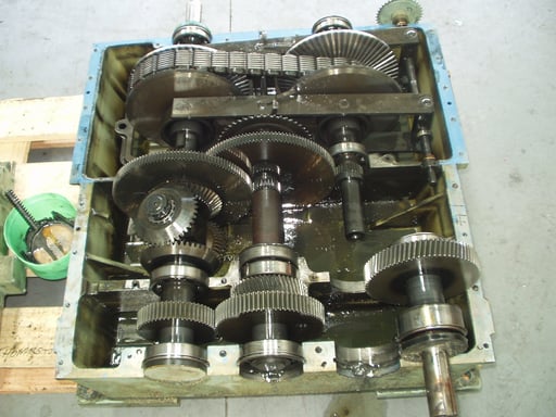 Reparación variador PIV de cadenas.