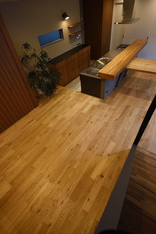 オーク 幅広 単板貼 120幅 キャラクター オイル塗装 施工例 andwood 