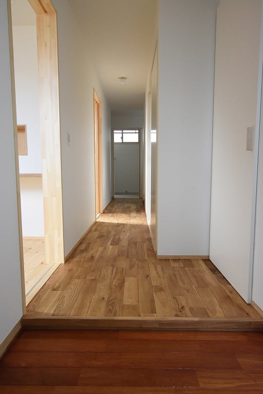 オーク ユニ90 無垢フローリング キャラクター  新潟 アンドウッド andwood