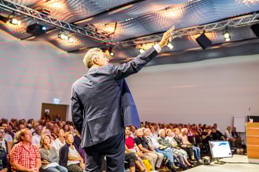 alt="Gesundheits-Forum Nottwil Vortragssaal"