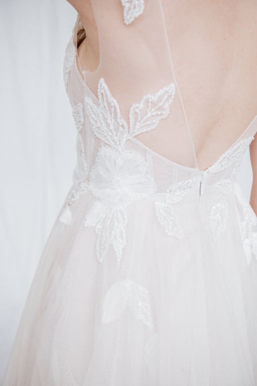 Hochzeitskleid und Brautmode vonmirzudir Ostschweiz Schneider Haute couture von mir zu dir