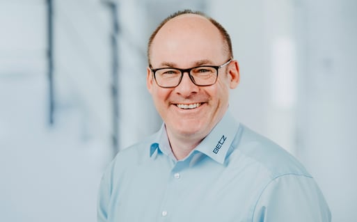 Ueber uns Ansprechpartner Betz Tobias Kurt-Betz GmbH Maschinenbau Stuttgart Industriemaschinen Thermisch abisolieren Automatisierung