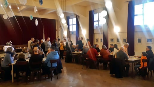 Von September bis Juni findet jeden Sonntag nach der Messe das Pfarrkaffee statt, außer in Ferien oder an langen Wochenenden, Foto vom 26.Februar 2023.