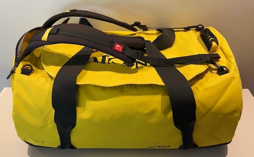 Grosse Öffnung fürs einfache Ein- und Auspacken, ideal für Zelt- und Lodge-Trekkings