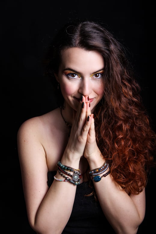 Pınar Tatlıkazan - Credit Pigeoning Productions