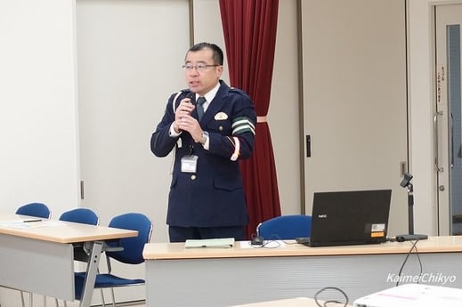 講師の永谷武士警部補