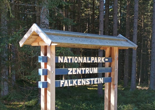 Wegweiser Nationalpark Zentrum Falkenstein