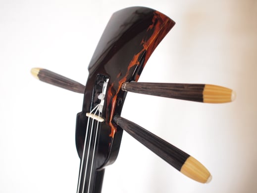 貴重な八重山黒木の南風原型三線　八重山三線工房