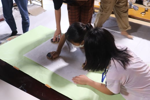 バレンでこする