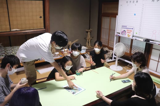 ポスターの構想を練る