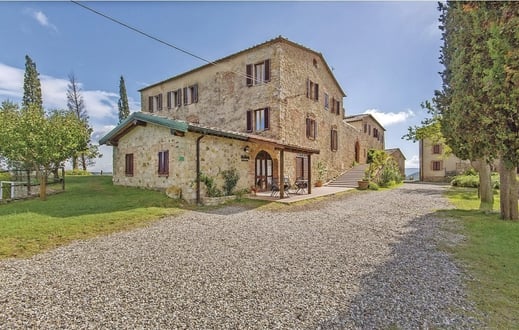 Purple Tours_Gruppenunterkuenfte_SV_Borgo_Siena_Außenansicht