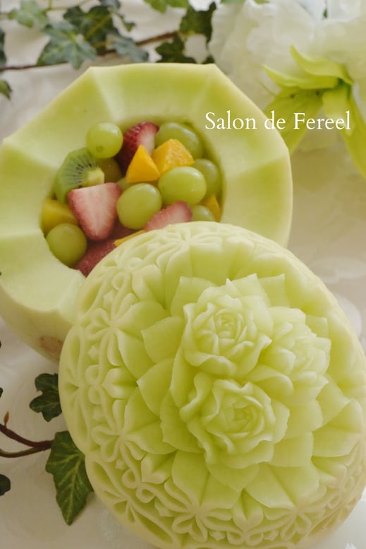 カービング　スイカ　彫刻　誕生日　結婚式　メロン　フルーツカービング　教室　大阪　薔薇　ソープカービング　　プレゼント　オーダー　フラワーケーキ