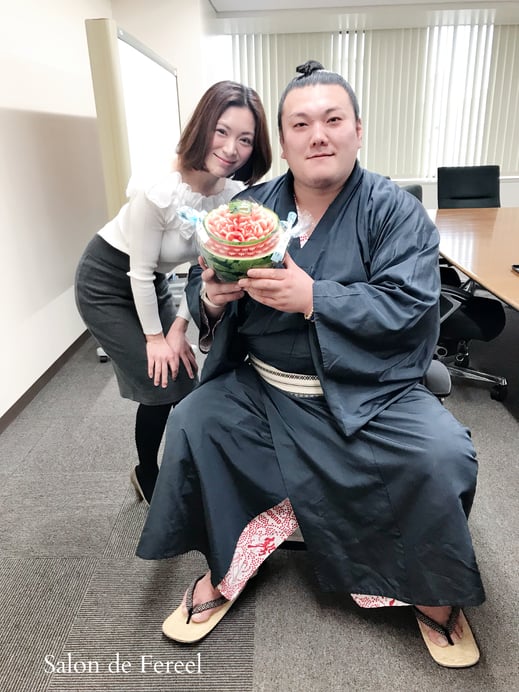 カービング　スイカ　彫刻　誕生日　結婚式　メロン　フルーツカービング　教室　大阪　薔薇　ソープカービング　プレゼント　オーダー　りんご　石けん