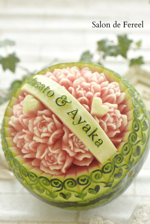 カービング　スイカ　彫刻　誕生日　結婚式　メロン　フルーツカービング　教室　大阪　薔薇　ソープカービング　　プレゼント　オーダー　りんご　石けん　野菜　人参