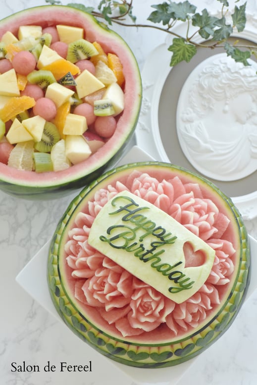 カービング　スイカ　彫刻　誕生日　結婚式　メロン　フルーツカービング　教室　大阪　薔薇　ソープカービング　プレゼント　オーダー　