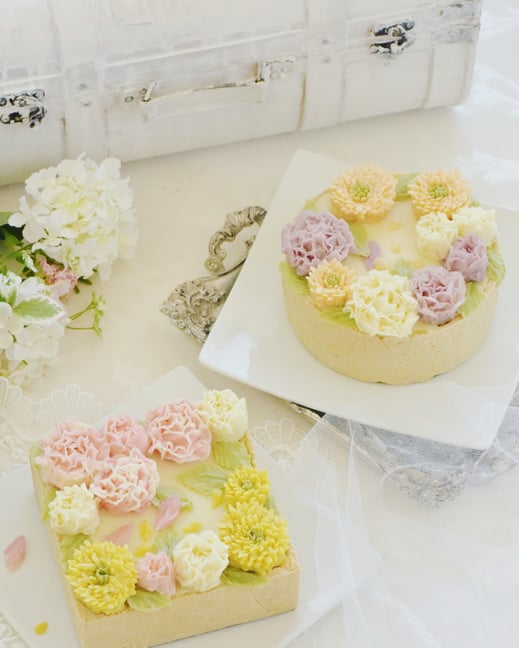 #フラワーケーキ #バタークリーム #flowercake #ケーキ＃新町 #習い事 #大阪 #趣味 #お稽古 #田中聖子 #生クリーム #あんレース #リアルあんフラワー #あんクリーム  #手作りクッキー #手作りケーキ #あんフラワー #あんフラワークッキー  #アングムクッキー #フラワーケーキ教室大阪 #ヴィンテージ  #ヴィンテージケーキ #アンティーク #フラワーキッシュ #キッシュ #おもてなし料理 #おもてなし料理レッスン #Fereel #クリスマスケーキ　＃クリスマス