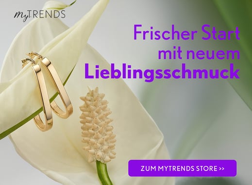 Frau trägt die Schmuck Trends vom Herbst 2023