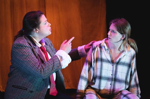 Stage théâtre, cours florent, école de théâtre, cours adultes, improvisation, commedia dell'arte. meilleure école de théâtre à Bruxelles