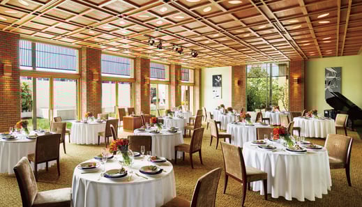 アマンダンテラス_メインダイニング