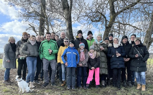 ü40-Altherrenmannschaft der SG Markoldendorf / Amelsen und Freunde, sowie Maskottchen Mette Hettling