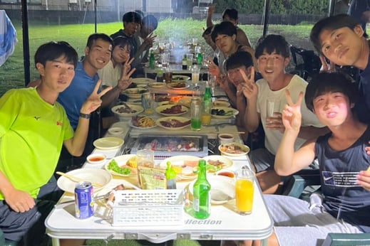 隣接する当館運営のBBQ場で打ち上げをして頂きました