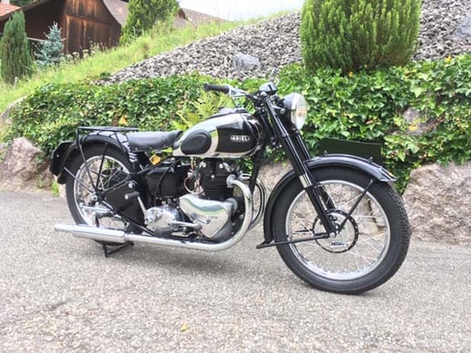 Motorrad Restauration Ariel 500 ccm 1950, Oldtimer Garage D. Bauhofer, Teufenthal 