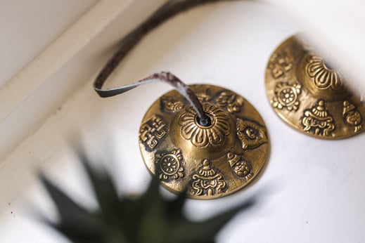 In der Shiatsupraxis in Zürich arbeite ich auch mit der Methode der Thai Massage und anderen manuellen Therapieformen. Ihr persönlicher Weg zu mehr Wohlbefinden und einem schmerzfreien Leben. Die Praxis befindet sich in der Stadt Zürich in der Schweiz.