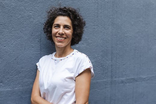 Noré Parada ist Shiatsutherapeutin und führt eine Praxis mitten in Zürich an der Marktgasse 18. Ganz zentral gelegen nur wenige Minuten vom Hauptbahnhof oder Stadelhofen entfernt. Als Shiatsu- und Schmerzexpertin hilft sie Ihr Wohlbefinden zu steigern. 