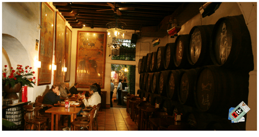 Emblemática Bodega Bar El Pimpi