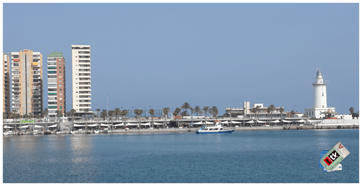 Vista del Muelle Uno y el faro