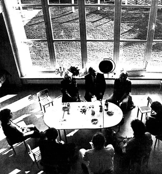 Um einen guten Kindergarten zu bauen, braucht es Mut zur ungewohnten Perspektive - Architekt Felix Aries hatte ihn. 