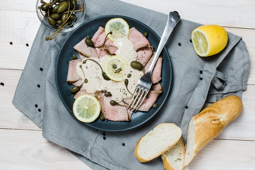 Vitello Tonnato aus dem Dampfgarer.