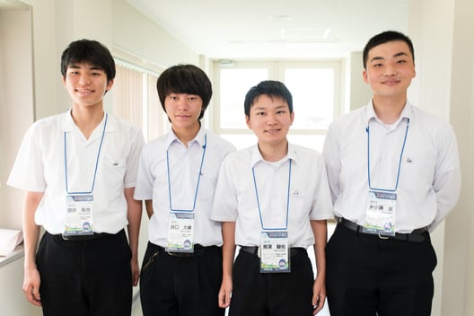 左から　田井祐也くん、谷口大修くん、熊澤駿佑くん、水小瀬　京くん