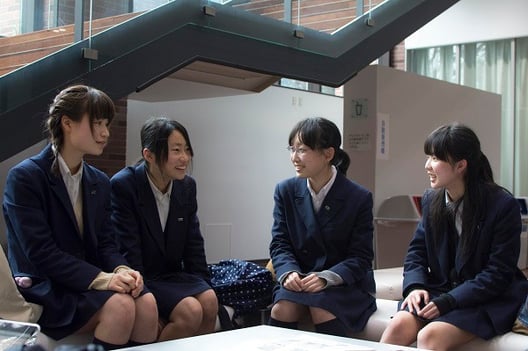 左から、伊藤朱音さん、白方満理奈さん、堀内結衣さん、羽生美里さん