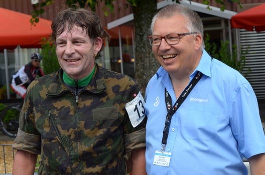 Der neue und alte Schweizermeister Adrian Schläpfer und OK Mitglied Kurt Wyss