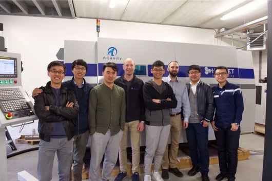       第一台设备交付使用   