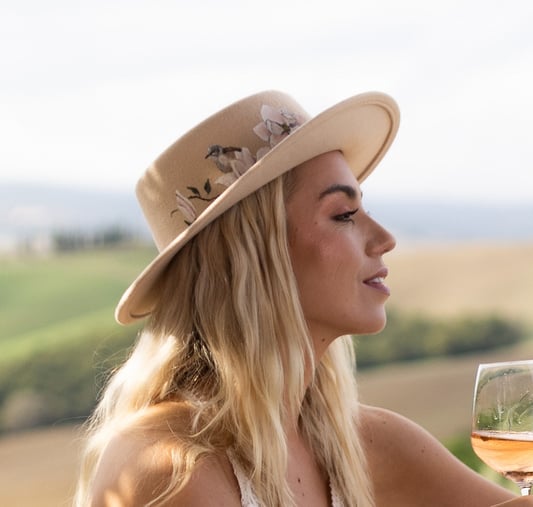 customs voor de vrouw die apart gekleed gaat