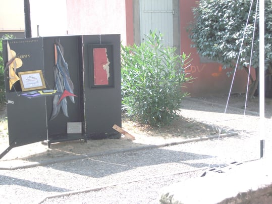 LODEVE "Les Cimaises volantes"