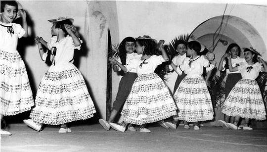 Doc. Nicole Santiago-Tinelli - LA TARENTELLE