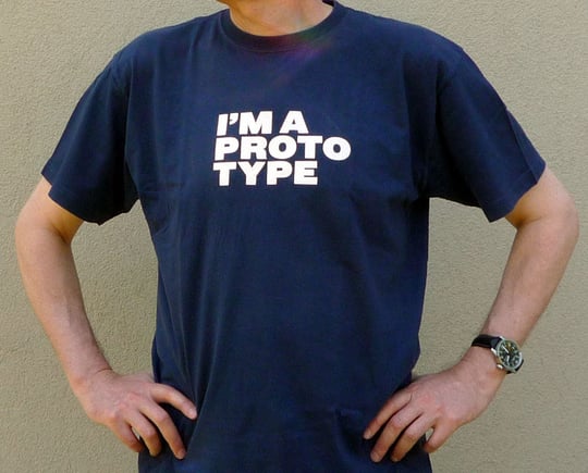 Themenspezifisches T-Shirt (© La Biennale di Venezia) - Foto © Knauer Architekten